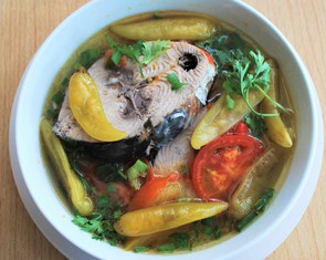 Đậm đà cá thu kho với ớt tươi