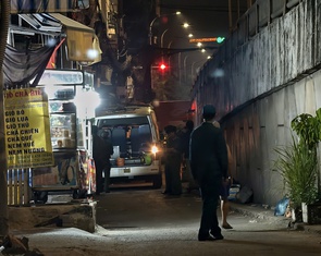 Chủ tịch TP.HCM chia buồn sâu sắc với gia đình có 3 nạn nhân vụ cháy, yêu cầu hỗ trợ nhanh chóng