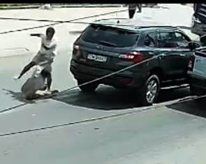 Làm sao ngăn chặn bạo lực sau va chạm giao thông?