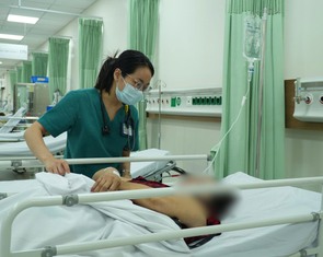 TP.HCM: 17 người ngộ độc thực phẩm sau khi ăn bánh mì ở phường Hạnh Thông