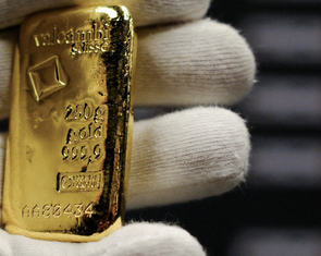 Thái Lan siết mua bán vàng để kiềm đà tăng đồng baht