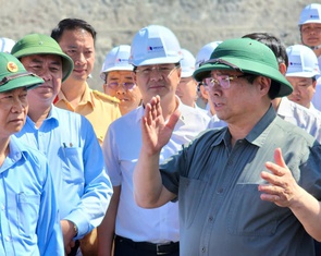 Thủ tướng yêu cầu sớm đưa vào khai thác các cao tốc qua Nam Trung Bộ