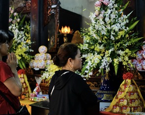 Những ngôi chùa hot nhất dịp rằm tháng giêng ở Hà Nội