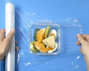 Bất ngờ màng bao bì làm từ sữa, phân hủy hoàn toàn trong 13 tuần