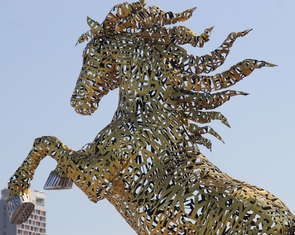 Hai linh vật ngựa gây sốt ở Đà Nẵng Tết Bính Ngọ sẽ được trưng bày thêm 6 tháng