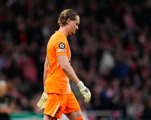 17 phút và kỷ lục buồn của thủ thành dự bị Tottenham tại Champions League