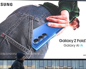 Samsung tăng tốc trong cuộc đua smartphone AI