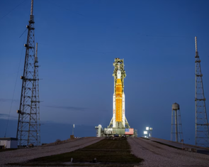 NASA chuẩn bị đưa người bay quanh Mặt trăng lần đầu sau hơn 50 năm