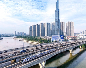 Chủ tịch UBND TP.HCM: Phải làm nhanh hơn, mạnh hơn để tăng trưởng hai con số