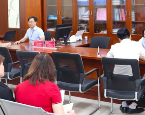 Tạm đình chỉ trưởng phòng và 3 cán bộ phường chậm trễ trong tham mưu, xử lý thủ tục hành chính