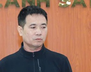 Khởi tố, bắt tạm giam chủ cơ sở pha axit acetic với nước làm 'giấm trắng 100% tự nhiên'