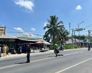 Hai xe máy tông nhau trực diện, 1 người chết, 2 người bị thương