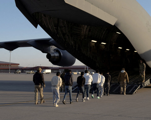 Tòa phúc thẩm mở đường cho chính quyền Trump trục xuất người nhập cư sang nước thứ ba