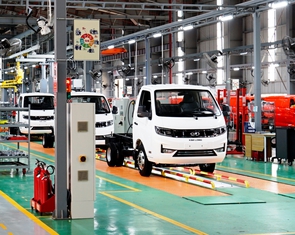 Huế có nhà máy sản xuất xe tải hơn 900 tỉ đồng