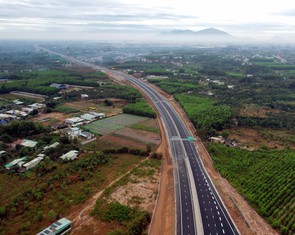 Toàn cảnh cao tốc Biên Hòa - Vũng Tàu trước ngày thông xe