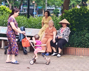 Đề xuất mở điểm chăm sóc ban ngày cho người cao tuổi,  đặt tại nhà văn hóa, tổ dân phố