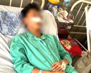 Nam sinh lớp 11 ở TP.HCM bị nhóm lớp 10 đánh chấn thương nặng, phải mổ cấp cứu