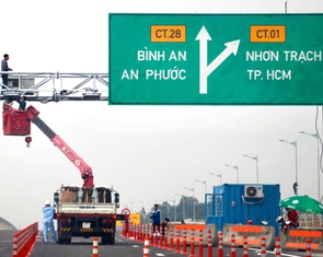 Cao tốc Biên Hòa - Vũng Tàu: Đảm bảo điều kiện kỹ thuật lắp đặt thiết bị thu phí không dừng ETC