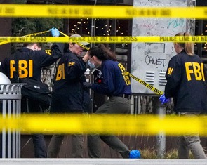 Người đàn ông ủng hộ Iran xả súng quán bar ở Mỹ, 2 người chết, 14 người bị thương