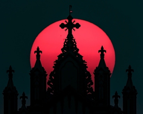 Chiều tối mai 3-3, người dân Việt Nam có thể ngắm 'trăng máu'