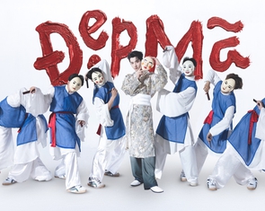 Hùng Huỳnh ‘quá an toàn’ trong MV 'Đẹp mã' bắt tay cùng Hòa Minzy