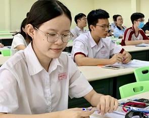 Kỳ thi đánh giá năng lực ĐH Quốc gia TP.HCM 2026: Cấu trúc giữ nguyên, lịch thi sớm, thí sinh lưu ý