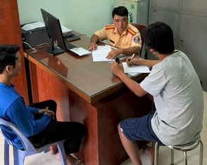 Hai tài xế đánh nhau ở phường Chợ Lớn vì 'không ai nhường đường cho ai'