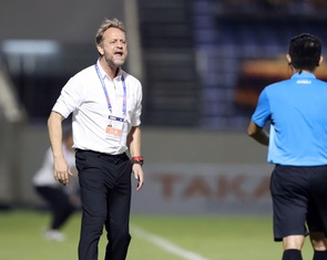 HLV mang 2 dòng máu Đức và Brazil muốn VFF nhìn nhận lại công tác trọng tài