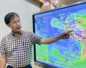 Áp lực với dự báo viên, rất sợ câu 'Nhà nước nuôi mà dự báo thua mạng xã hội'