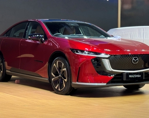 Ngắm xe điện Mazda 6e đấu Camry: Chạy tới 600km/sạc, có cả bản không cần lo tìm trạm sạc