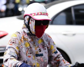 Thời tiết hôm nay 24-3: Nam Bộ nắng nóng oi bức, trời hầm hập rát da