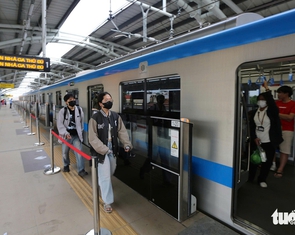 Tiết kiệm xăng dầu nên giữ tay ga đều, vệ sinh lọc gió, tắt máy khi dừng đèn đỏ