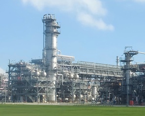 Bộ Công Thương: Nhà máy lọc dầu Dung Quất, Nghi Sơn đủ nhiên liệu sản xuất hết tháng 4