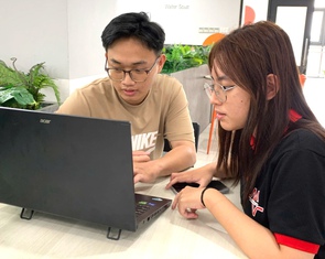 Sinh viên nhiều trường được nghỉ lễ 30-4 tới 9 ngày