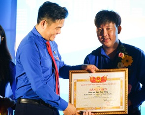 Tỉnh Đoàn Gia Lai tuyên dương 95 gương cán bộ Đoàn, đoàn viên tiêu biểu