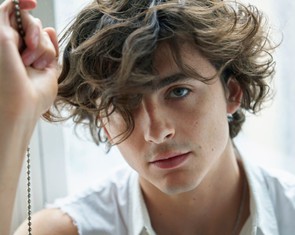 Timothée Chalamet: 'Chàng thơ' hàng đầu của giới trang sức kim cương