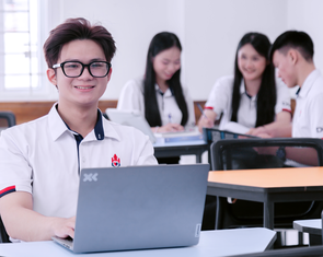 1 trường đại học cam kết hoàn 100% học phí nếu sinh viên không đạt điều kiện về việc làm