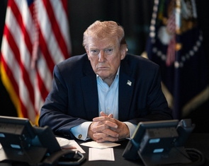 Cử tri Mỹ phản đối hành động quân sự tại Iran, tỉ lệ không hài lòng với ông Trump cao kỷ lục