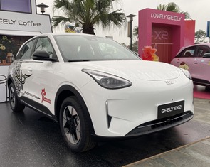 Geely EX2 ra mắt Việt Nam: Giá từ 459 triệu đồng, có ADAS, chạy tới 395km/sạc