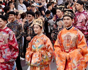 Mở đường cho văn hóa cất cánh