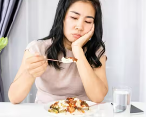 Vì sao bị bệnh lại chán ăn? Khoa học hé lộ lý do