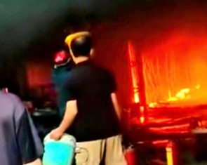 Cháy lớn thiêu rụi 8 ki ốt ở khu vực chợ Bình Giang