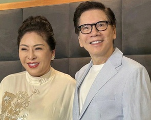 Gia đình 'trùm giải trí' Hướng Hoa Cường chia rẽ sau tuyên bố giao tài sản cho con dâu