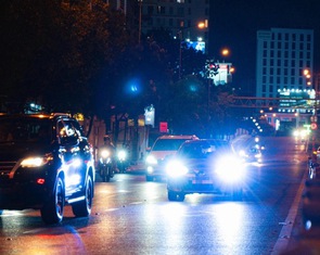 Có tiếng còi xe nghe nhẹ nhàng thân thiện, ngược lại có tiếng gắt gỏng, hồ đồ