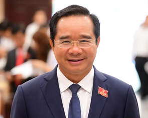 Ông Nguyễn Văn Được tiếp tục được bầu làm Chủ tịch UBND TP.HCM