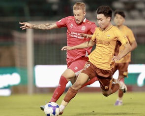 Thủ môn Trung Kiên không thể cứu Hoàng Anh Gia Lai