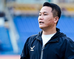 HLV Mai Xuân Hợp chê trọng tài thiếu công tâm với Thanh Hóa