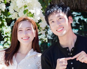 'Báu vật trời cho' đạt 100 tỉ, Phương Anh Đào - Tuấn Trần lại là diễn viên trăm tỉ