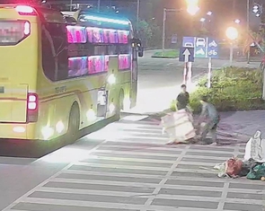 Ủng hộ chủ tịch phường ‘check cam’ tìm người xả rác, giữ sạch môi trường bắt đầu từ việc như vậy