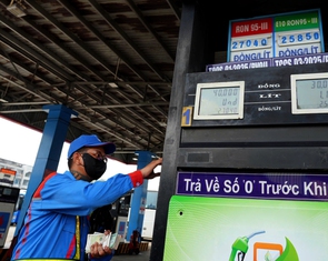 Bộ Công Thương thông tin mới nhất về nguồn cung xăng dầu, chỉ đạo đầu mối tìm nguồn nhập khẩu